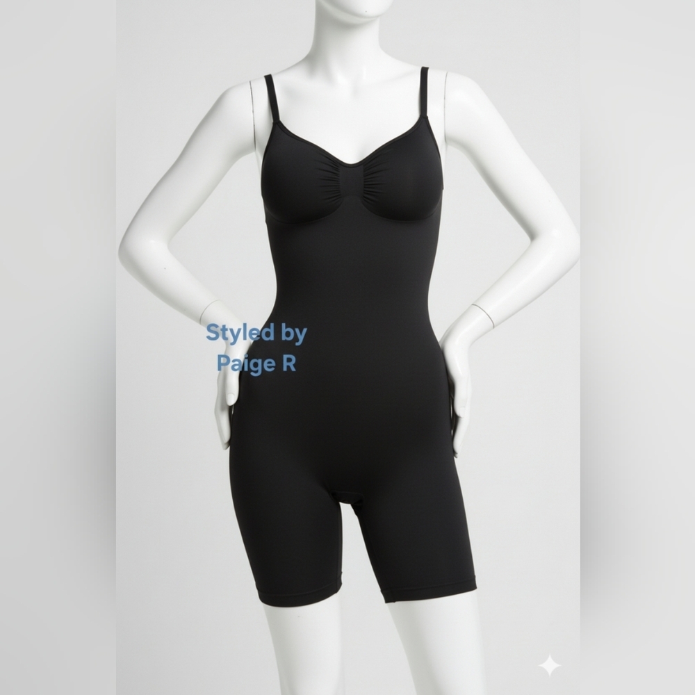 💕NEW SKIMS Seamless Sculpt Mid Thigh Shortie Bodysuit Shaper Black ONYX S
